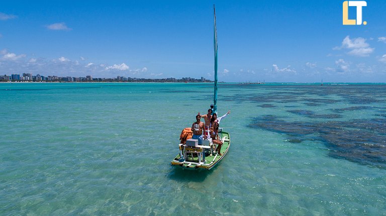 Apt 2 Dormitorios Beira Mar Pajuçara.vista a piscina natural