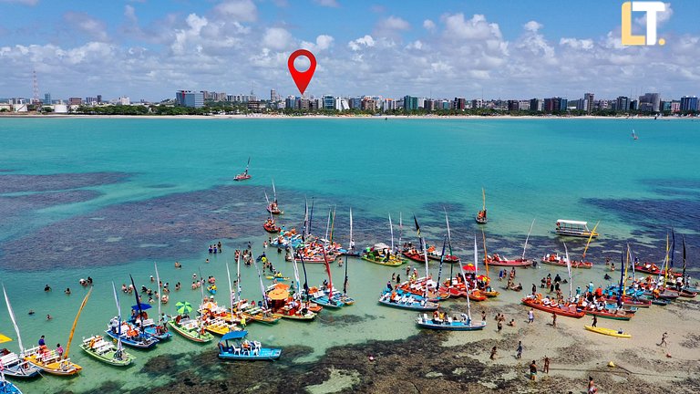 Apt 2 Dormitorios Beira Mar Pajuçara.vista a piscina natural