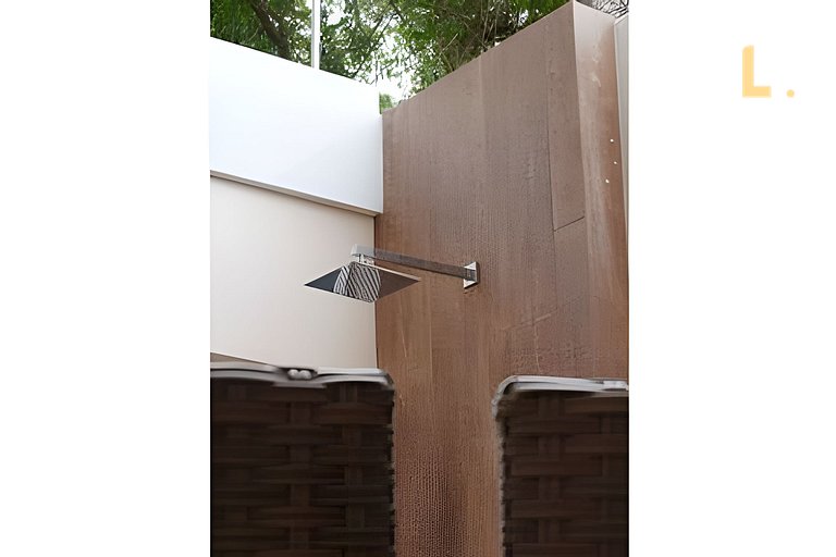 by the sea 4 bedrooms / pool / barbecue / field