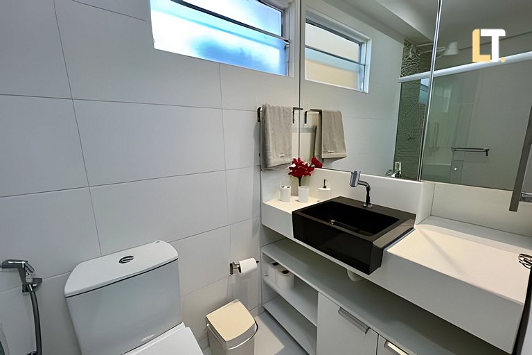 by the sea 4 bedrooms / pool / barbecue / field