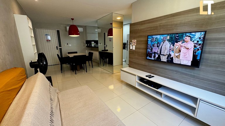 Habitación y Salón a 200mt playa Ponta Verde con 2 baños