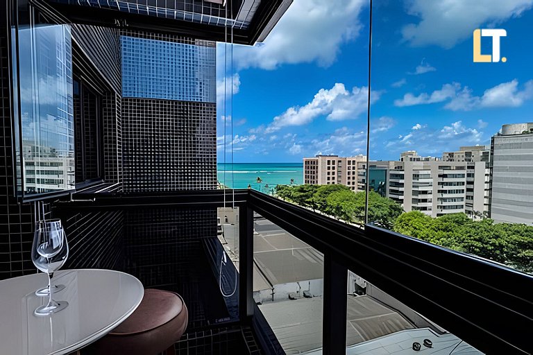 Apartamento na Jatiuca com Vista Mar e Piscina