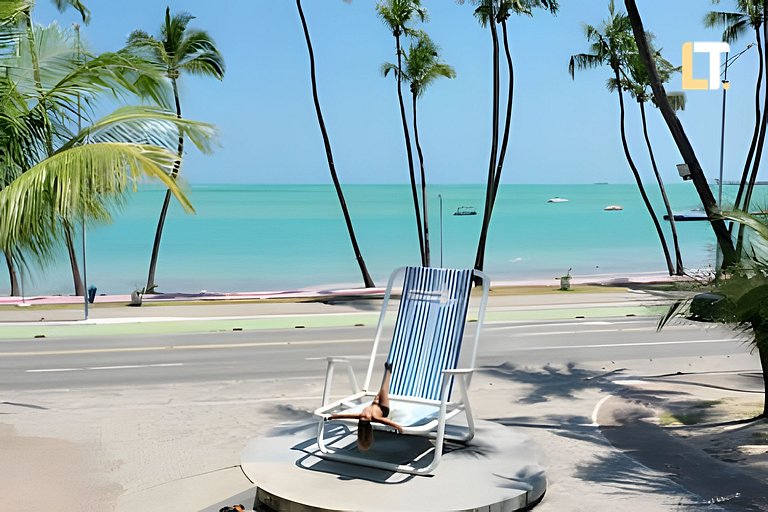 Apartamento na Jatiuca com Vista Mar e Piscina