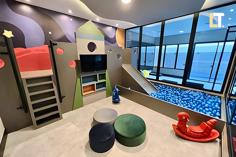 Apartamento na Jatiuca com Vista Mar e Piscina