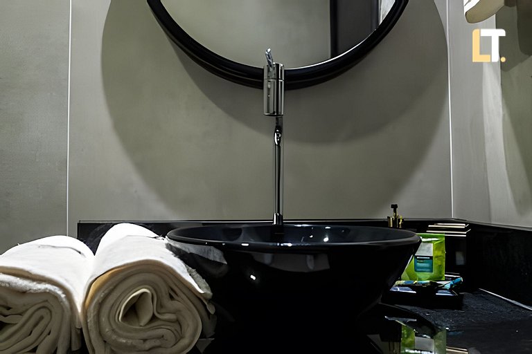 Apartamento na Jatiuca com Vista Mar e Piscina