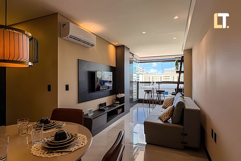 Apartamento na Jatiuca com Vista Mar e Piscina