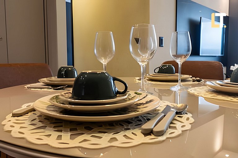 Apartamento na Jatiuca com Vista Mar e Piscina