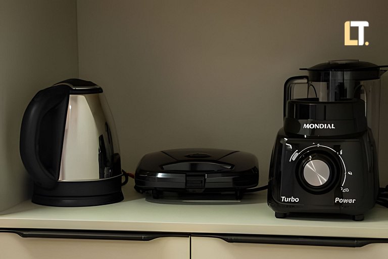 Grenada 704 - Vista mar da ponta verde