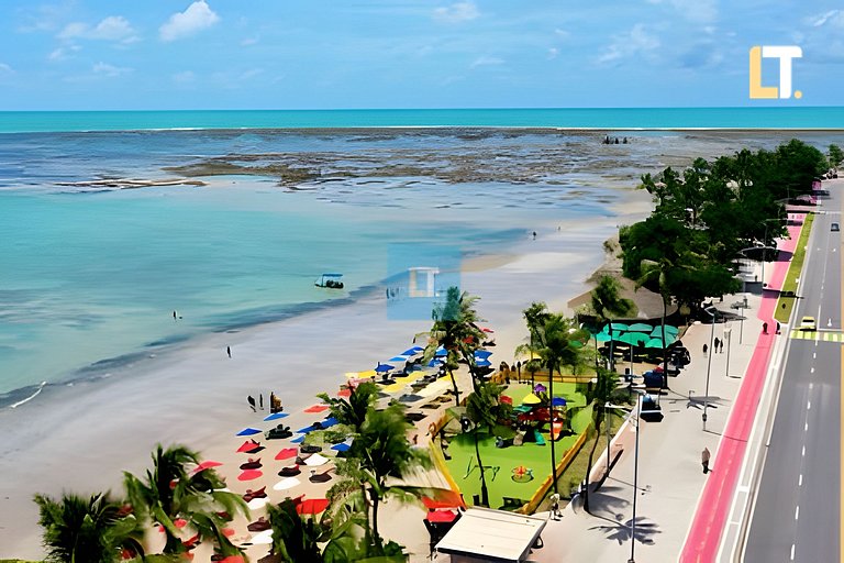 Grenada 704 - Vista mar da ponta verde