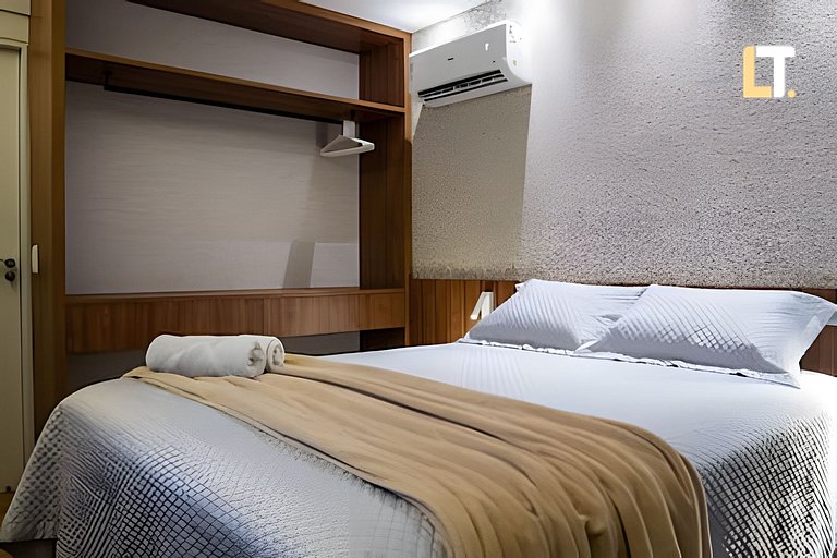 Grenada 704 - Vista mar da ponta verde