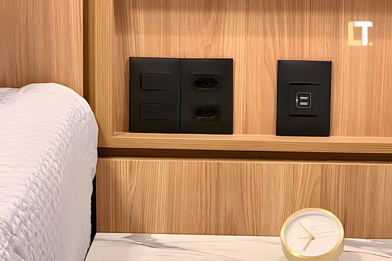 SKY 1018 | Vista mar | Piscina | Academia