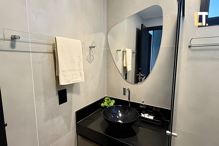 SKY 1018 | Vista mar | Piscina | Academia