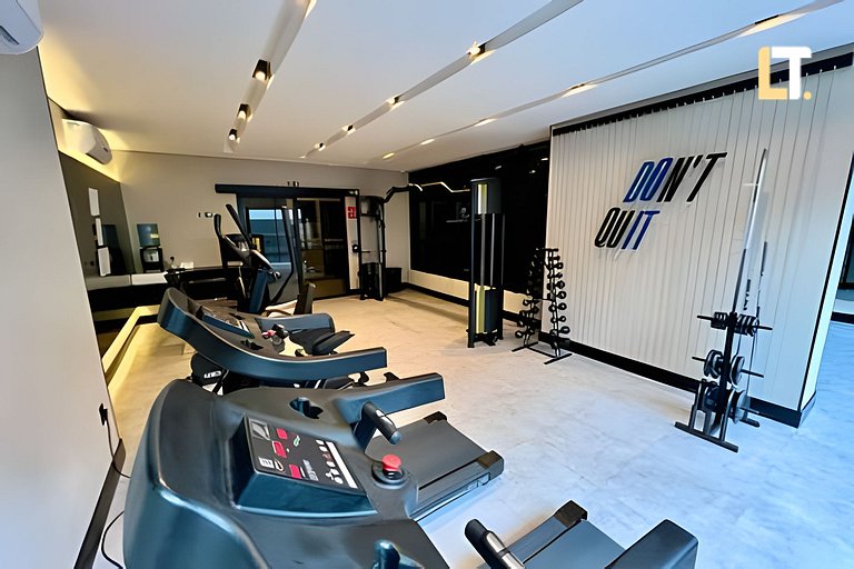 SKY 1018 | Vista mar | Piscina | Academia