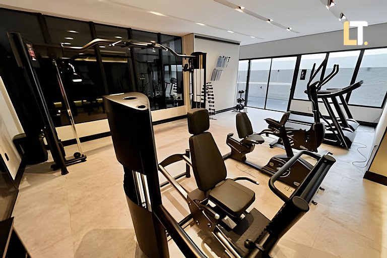 SKY 1018 | Vista mar | Piscina | Academia