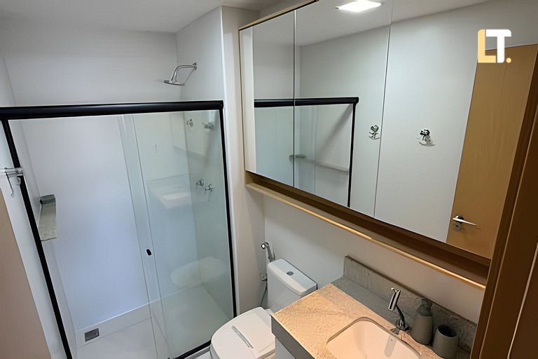 SKY 715 l Varanda com vista mar