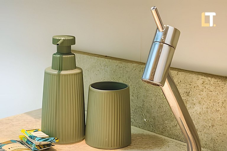 SKY 715 l Varanda com vista mar