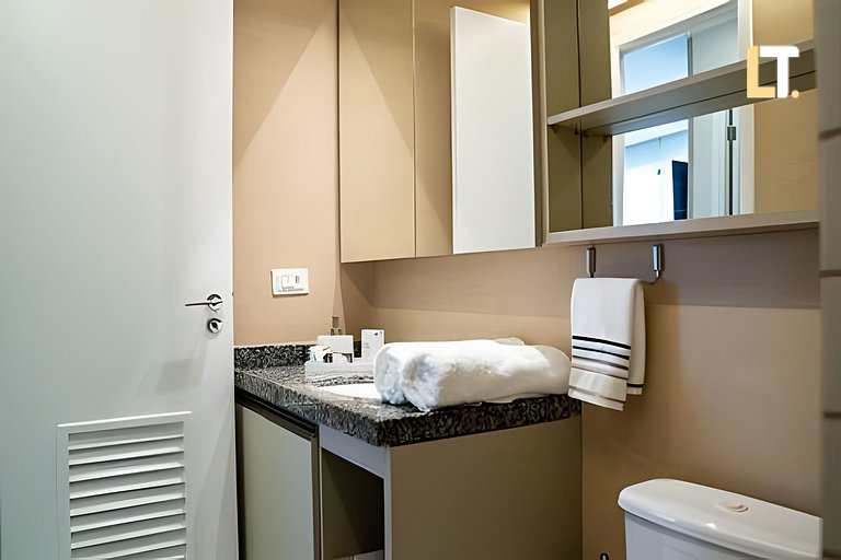 NEO328 | Beira mar de Pajuçara com vista mar!