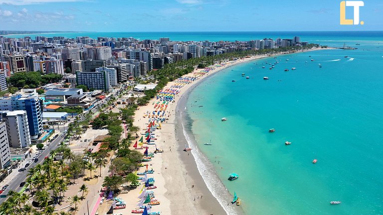 Apt Quarto e Sala a 200mt praia ponta verde com 2 banheiros