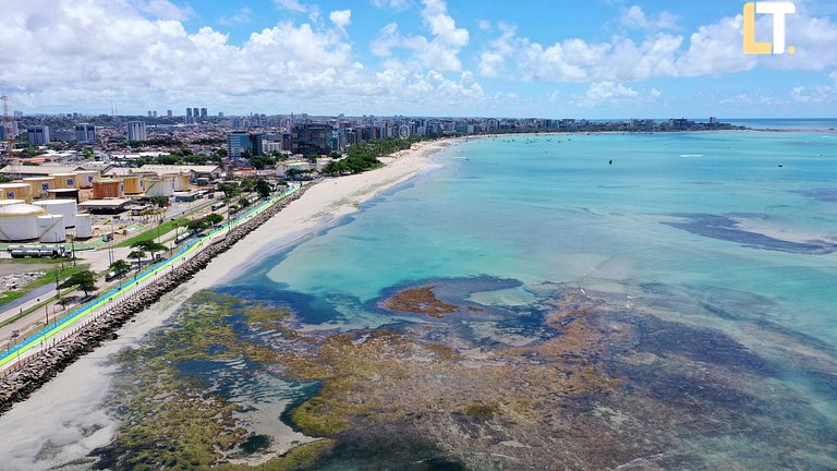 Apt Quarto e Sala a 200mt praia ponta verde com 2 banheiros