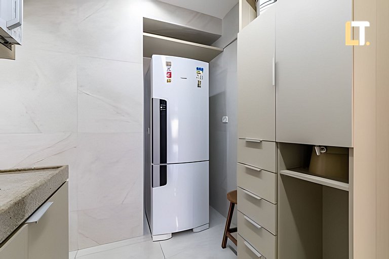 Kingston 802 | Apt com 03 Quartos a 250m da Praia